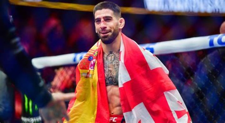 
Ilia Topuria Reacts To Paddy Pimblett Racist Comments On Georgia and Ukraine – Russia War 