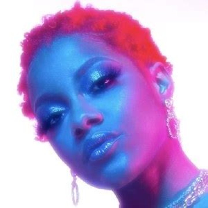 Iniko (Pop Singer) - Age, Birthday, Bio, Facts, Family, Net Worth, Height & More