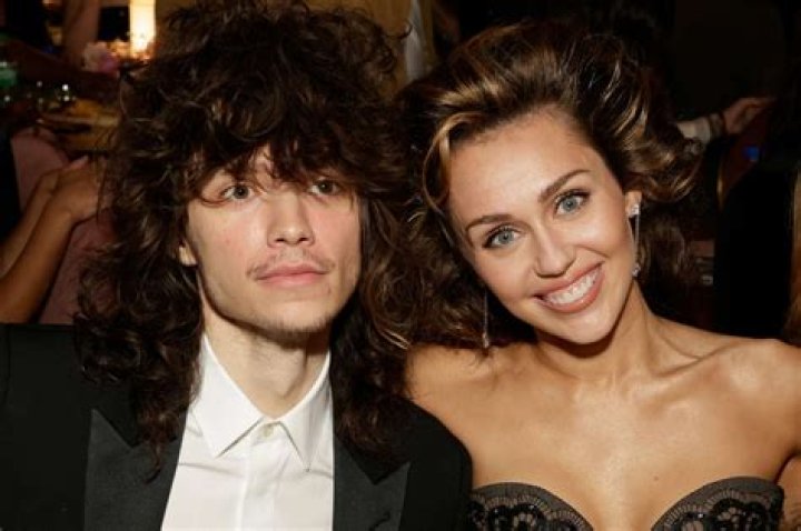 Inside Vanessa Marano And Her Boyfriend Vladimir Kroshinsky Life