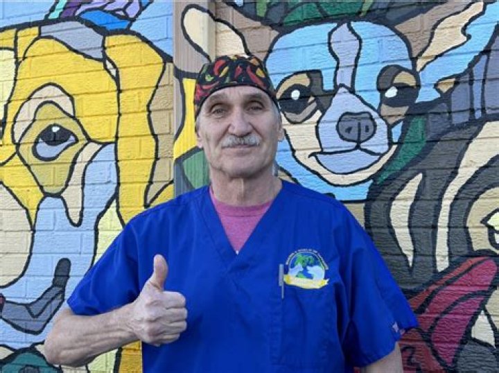 Is Dr Jeff Rocky Mountain vet still married to Petra?