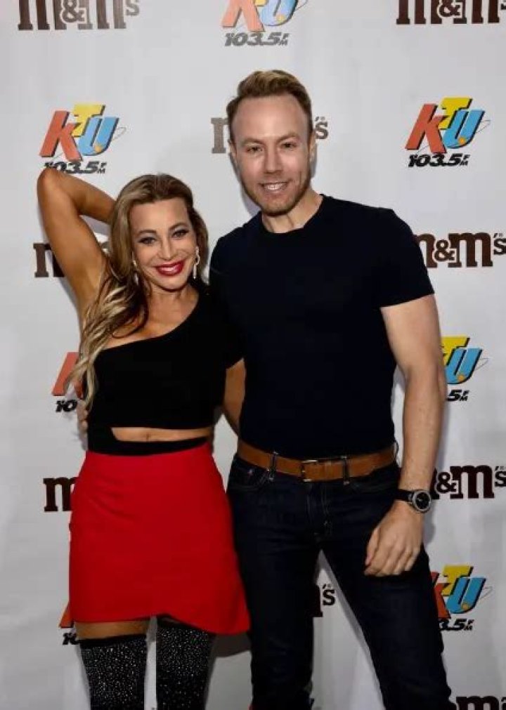 Is Taylor Dayne dating Joel? (Celebrity Interview)