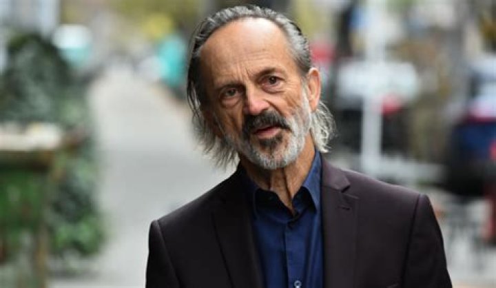 Jacek Koman biografía, edad, altura, esposo, net worth, familia