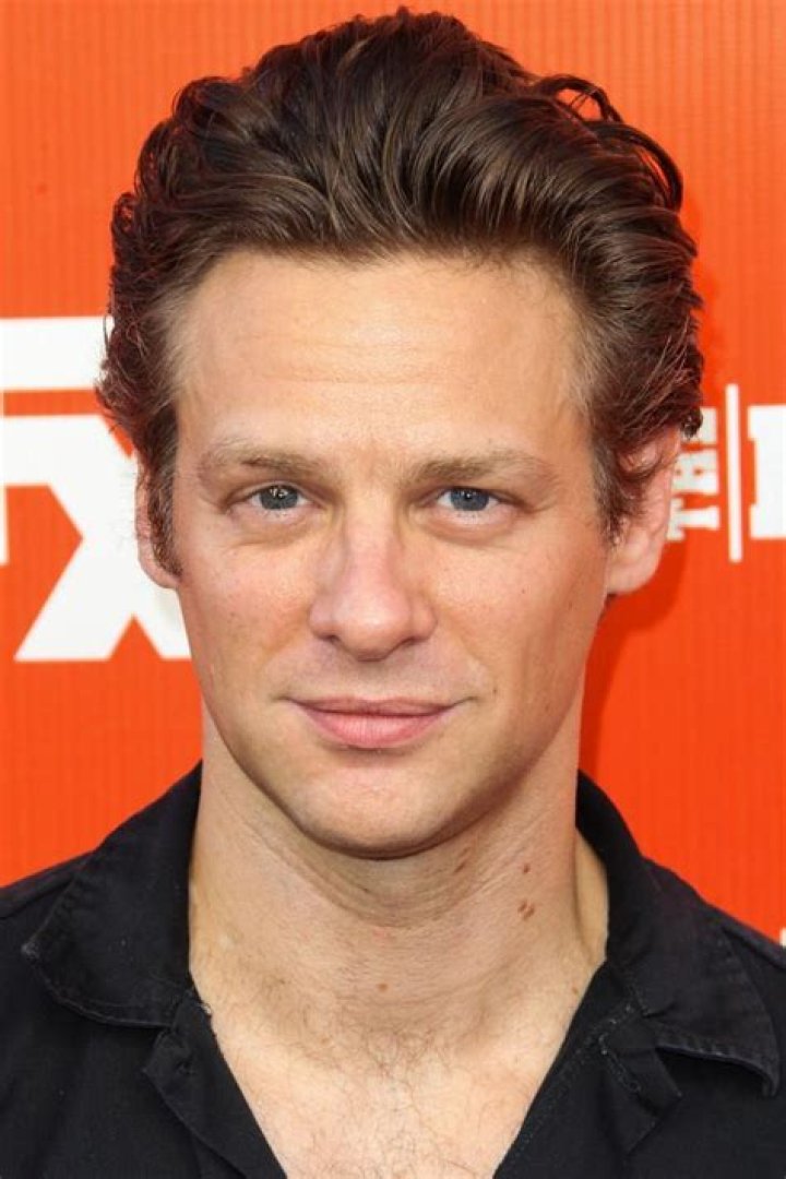 Jacob Pitts (TV Actor) - Age, Birthday, Bio, Facts, Family, Net Worth, Height & More