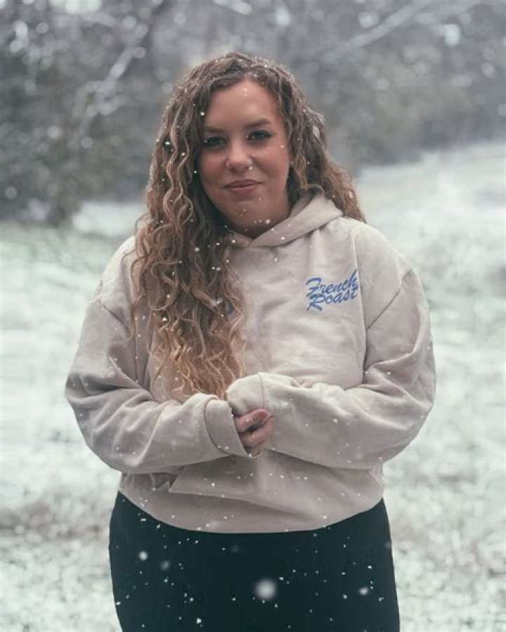 Jaime French (YouTube Star) - Age, Birthday, Bio, Facts, Family, Net Worth, Height & More