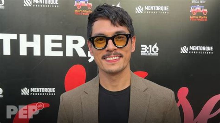 Jake Cuenca Biography, Age, Height, Wife, Net Worth, Family