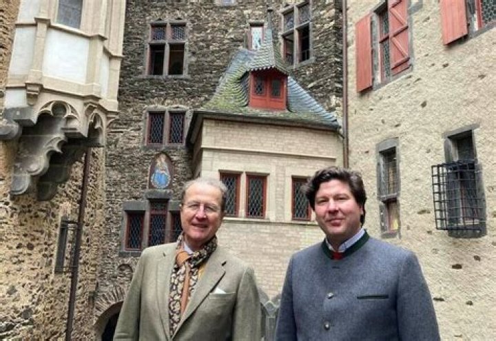 Jakob Graf zu Eltz biografía, edad, altura, esposo, net worth, familia