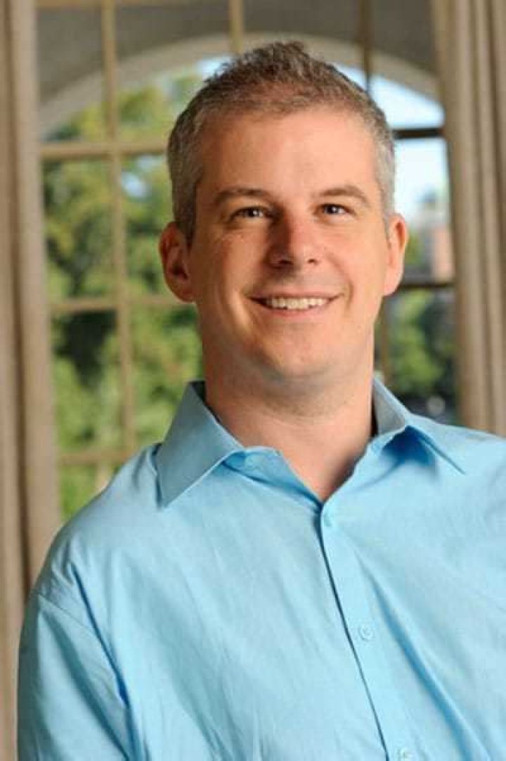 James Arthur Biography, Age, Height, Wife, Net Worth, Family