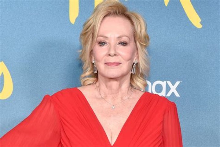 Jean Smart (TV Actress) - Age, Birthday, Bio, Facts, Family, Net Worth, Height & More