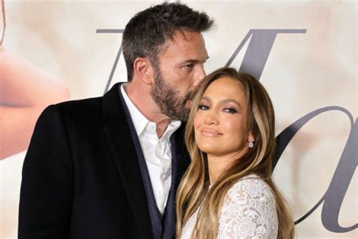 
Jennifer Lopez Wears ‘Mrs.’ Necklace in Romantic Nod to Husband Ben Affleck 