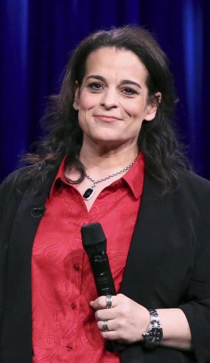 Jessica Kirson (Comedian) - Age, Birthday, Bio, Facts, Family, Net Worth, Height & More