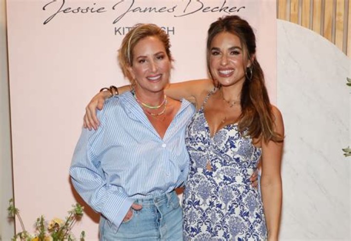 Jessie James Decker’s Most Epic Clapbacks Against Online Trolls, Mom-Shamers, More