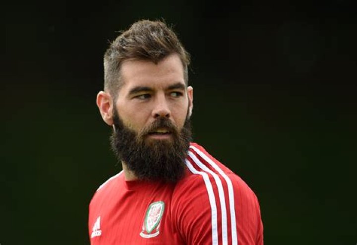 Joe Ledley Biography, Age, Height, Wife, Net Worth, Family