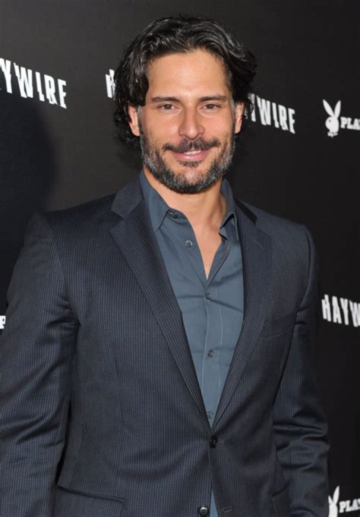 How tall is Joe Manganiello
