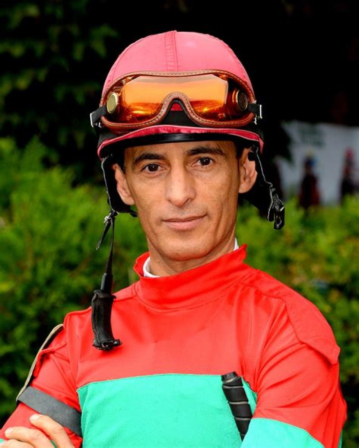 John Velazquez (Horse Jockey) - Age, Birthday, Bio, Facts, Family, Net Worth, Height & More