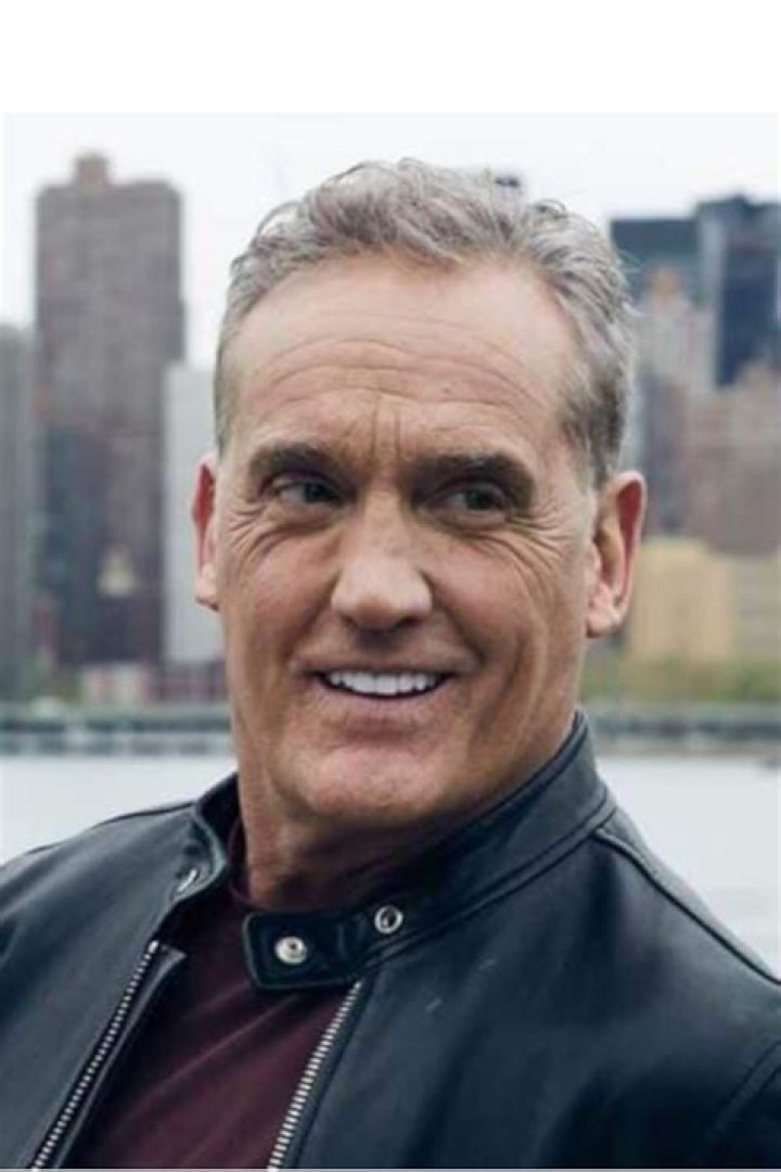 John Wesley Shipp Height, Weight, Net Worth, Age, Birthday, Wikipedia, Who, Nationality, Biography