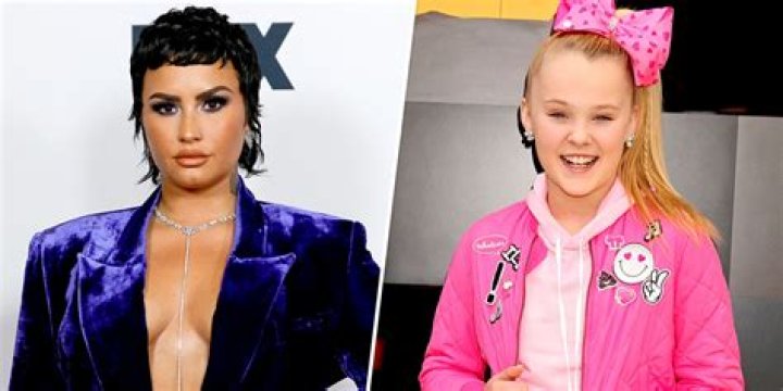 
JoJo Siwa Says Demi Lovato and Jenna Dewan Helped Her Realize She’s Gay: ‘Men Are Not My Thing’ 