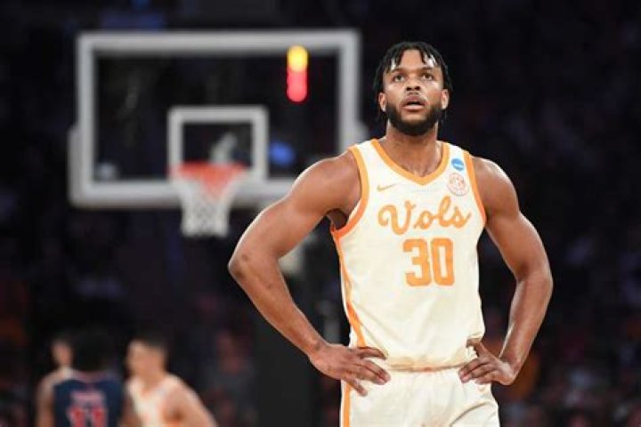 Josiah-Jordan James Biography, Age, Height, Wife, Net Worth, Family