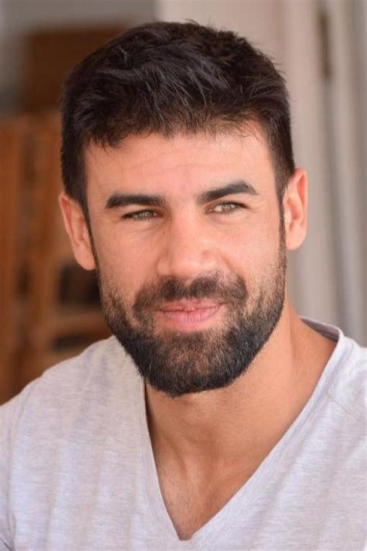Juan Colucho (TV Actor) - Age, Birthday, Bio, Facts, Family, Net Worth, Height & More