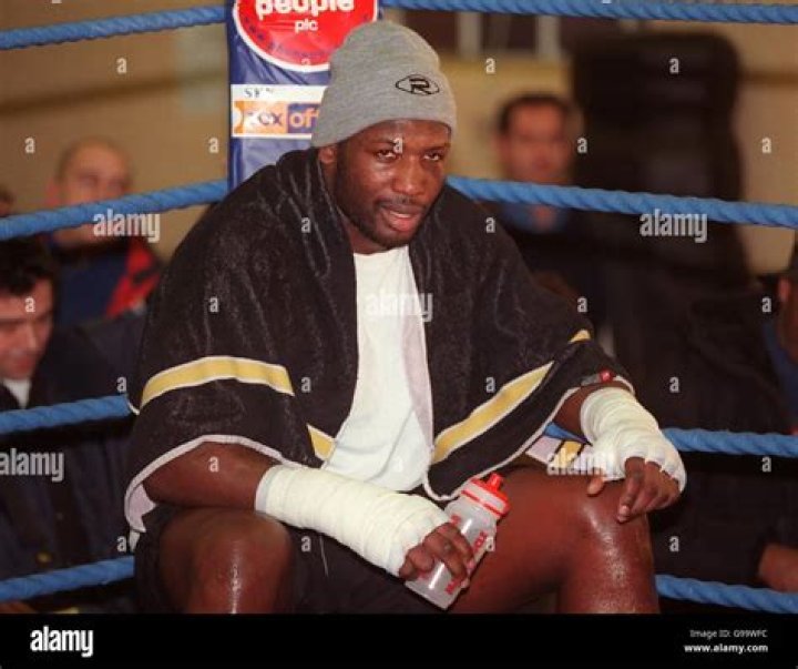 Julius Francis biografía, edad, altura, esposo, net worth, familia