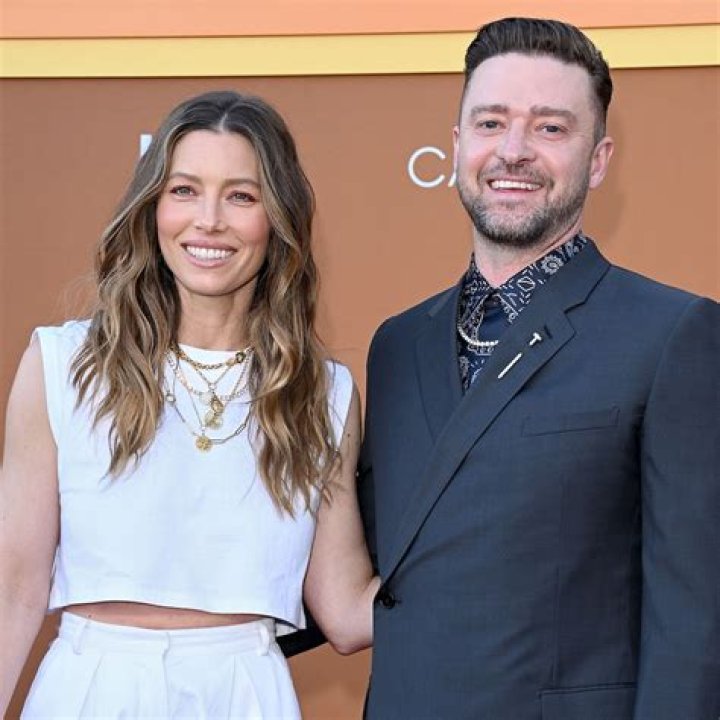 Justin Timberlake Gushes Over A Photo Of Wife Jessica Biel, And Now We’re Crying A River