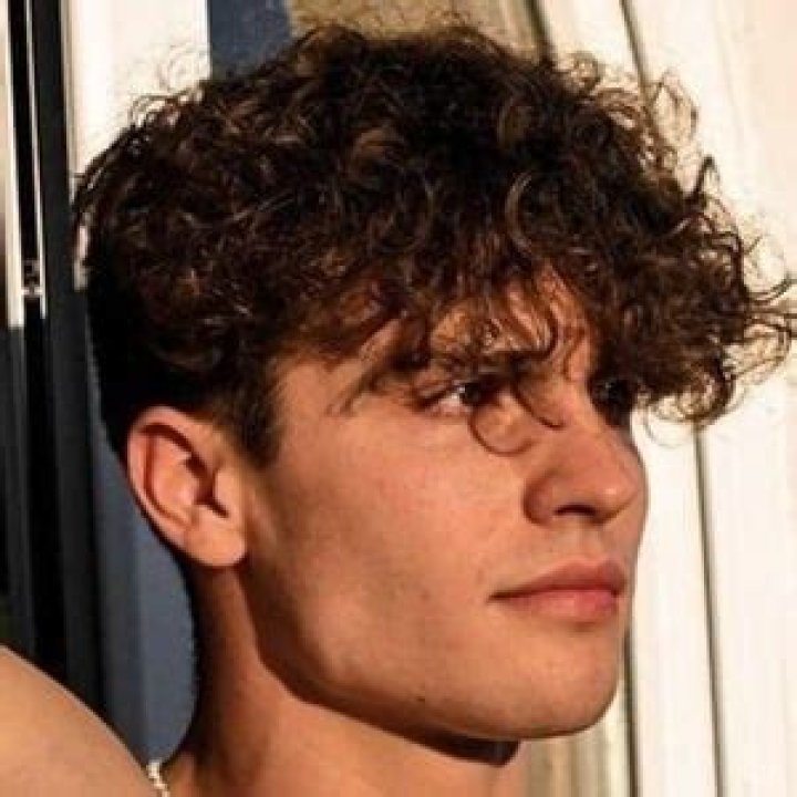 Kaden Hammond (TikTok Star) - Age, Birthday, Bio, Facts, Family, Net Worth, Height & More