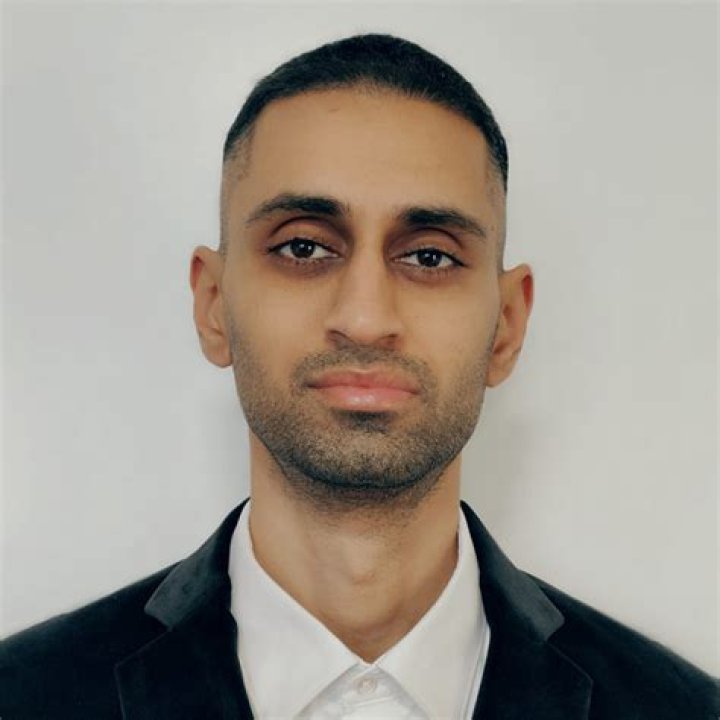 Karanveer Singh Biography, Age, Height, Net Worth, Family