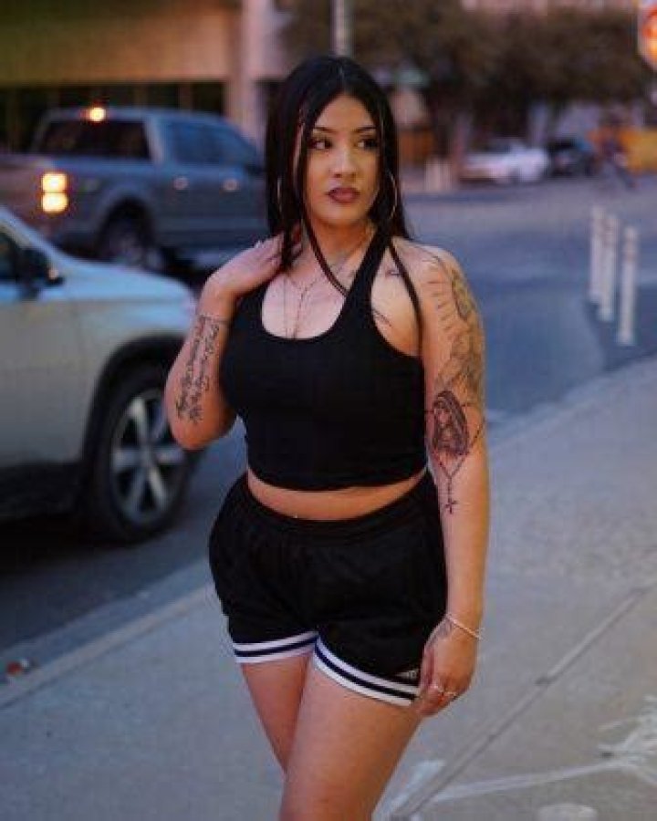 Karla Hermosillo Bio | Age, Wiki, Net worth, Height, Karla Mamiii, Boyfriend?|