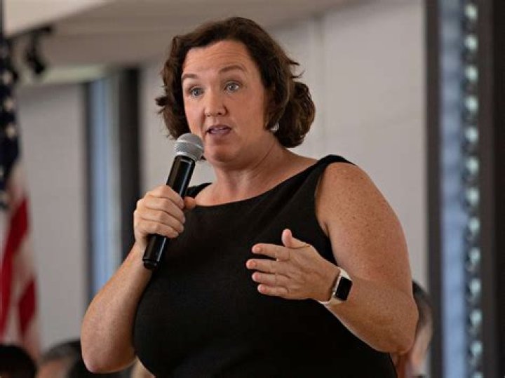 Katie Porter Biography, Age, Height, Husband, Net Worth, Family