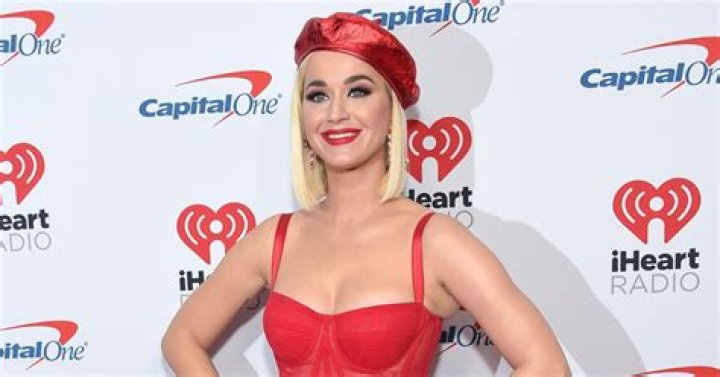 Pregnancy Cravings! Katy Perry Shows Off Growing Baby Bump in a Flowy Top While Munching on Pickles