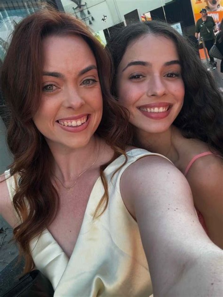 Kelley Lorraine (TikTok Star) - Age, Birthday, Bio, Facts, Family, Net Worth, Height & More