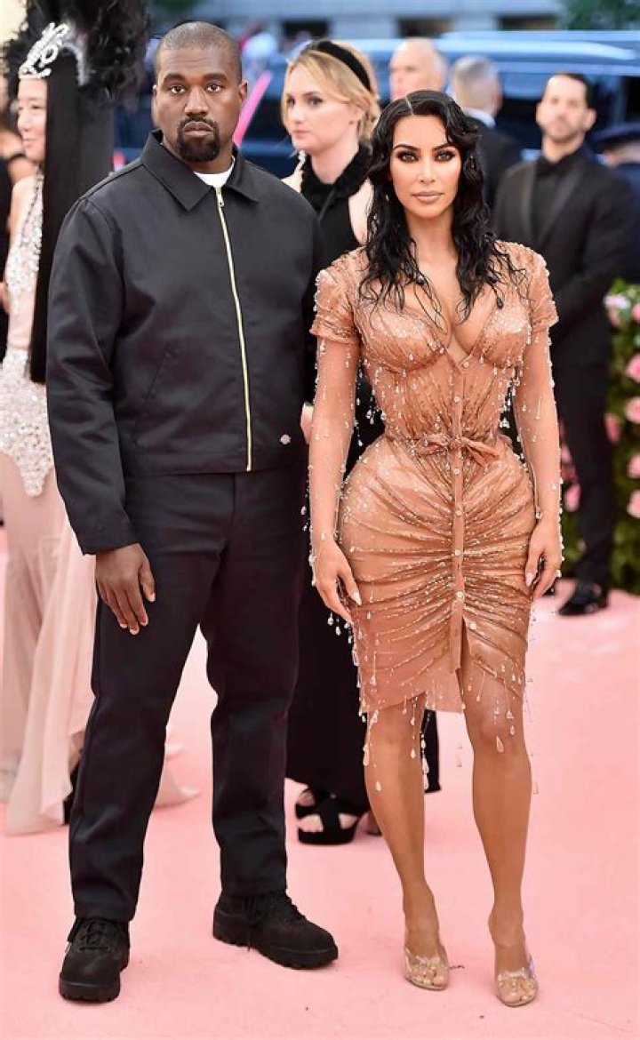 Kim Kardashian Licks Kanye West’s Face at the 2016 Met Gala, Disgusting Us All