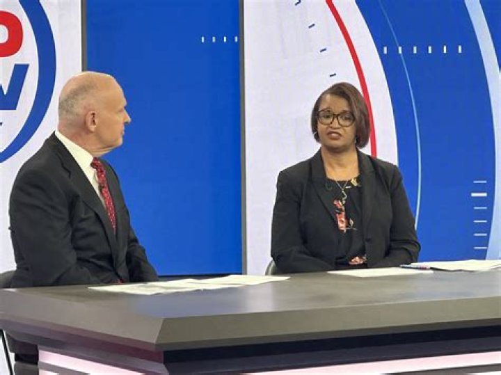 Kimberly Holden (YouTube Star) - Age, Birthday, Bio, Facts, Family, Net Worth, Height & More