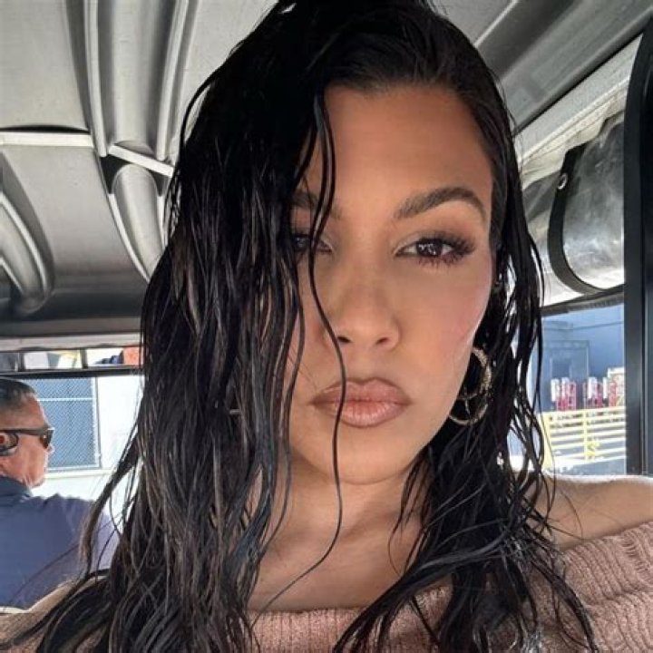 Clean Face, Sweet Dreams! Kourtney Kardashian Shares Her Go-To Tricks for Removing Makeup Before Bed