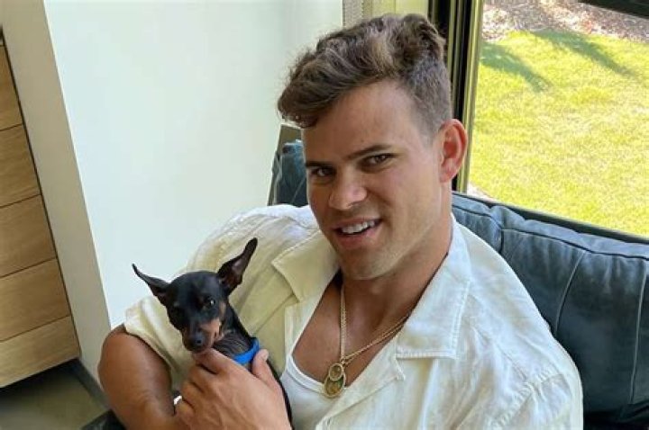 Kris Humphries Biography, Age, Height, Wife, Net Worth, Family