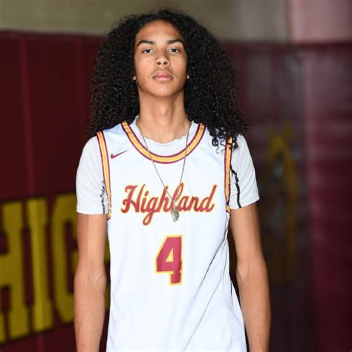 Kyle Johnson Biography, Age, Height, Wife, Net Worth, Family