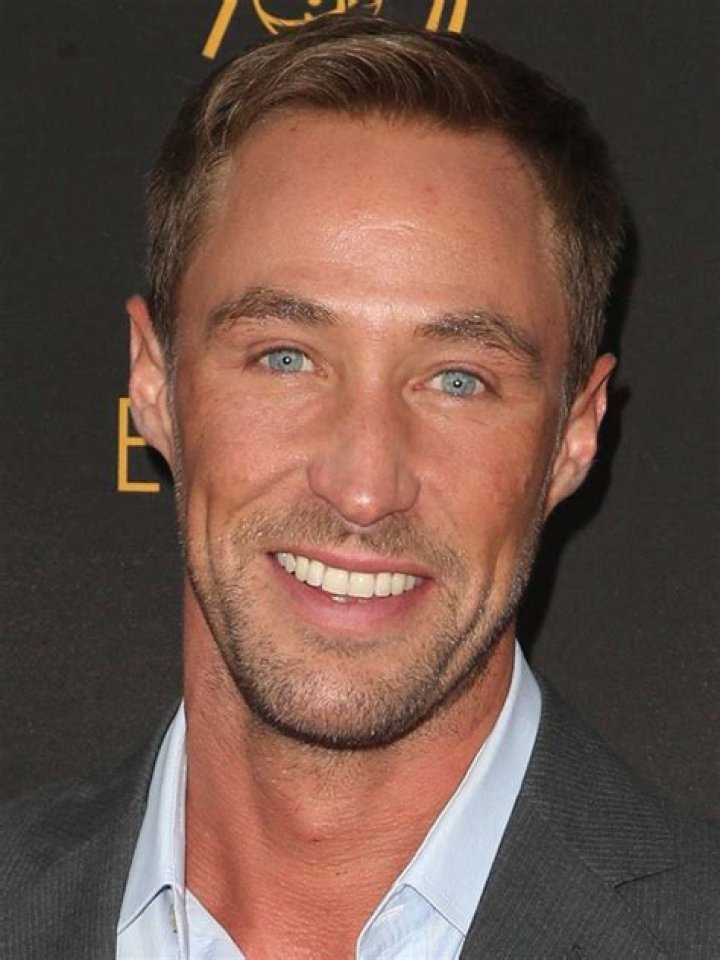Kyle Lowder Biography, Age, Height, Wife, Net Worth, Family