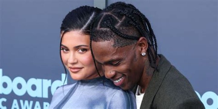 Travis Scott Shares a Rare PDA Pic With His Girlfriend and Baby Mama Kylie Jenner