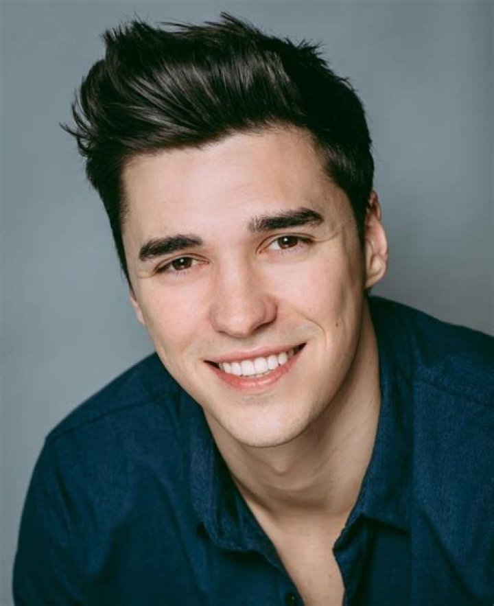 
Lachlan Quarmby Height, Weight, Net Worth, Age, Birthday, Wikipedia, Who, Nationality, Biography 