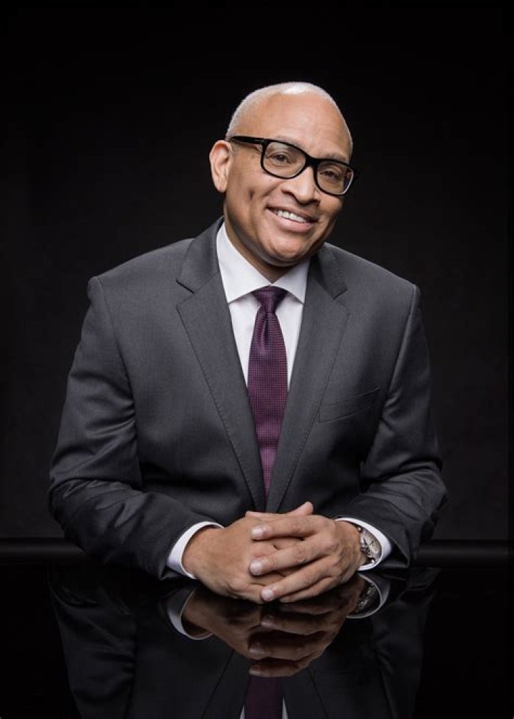 Larry Wilmore Biography, Age, Height, Wife, Net Worth, Family
