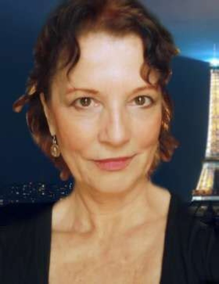 Lauren Perreau Age | Wiki, Net worth, Bio, Height, Boyfriend ?