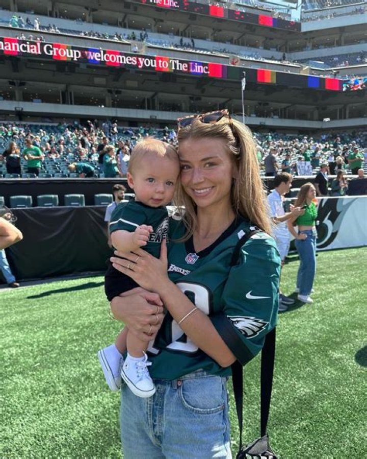 
Leah Covey Age, Birthday, Wikipedia, Who, Nationality, Biography 