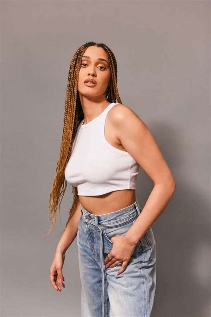 Who is Lee Rodriguez? Wiki, Biography, Age, Boyfriend, Family, Ethnicity, Height & More