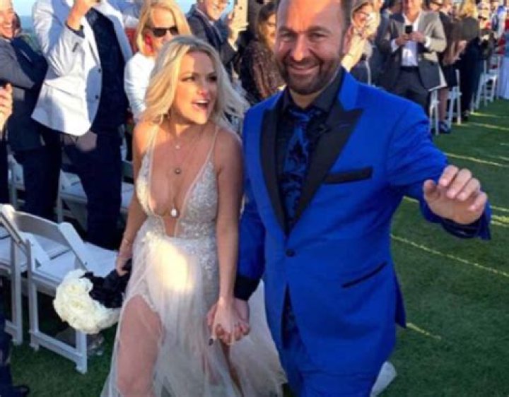 Lori Lin Weber – Celebsgraphy