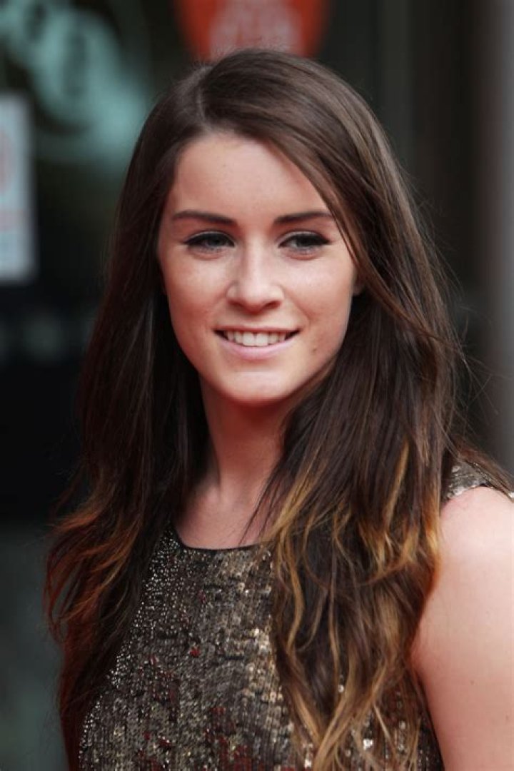 Lucie Jones Biography, Age, Height, Husband, Net Worth, Family