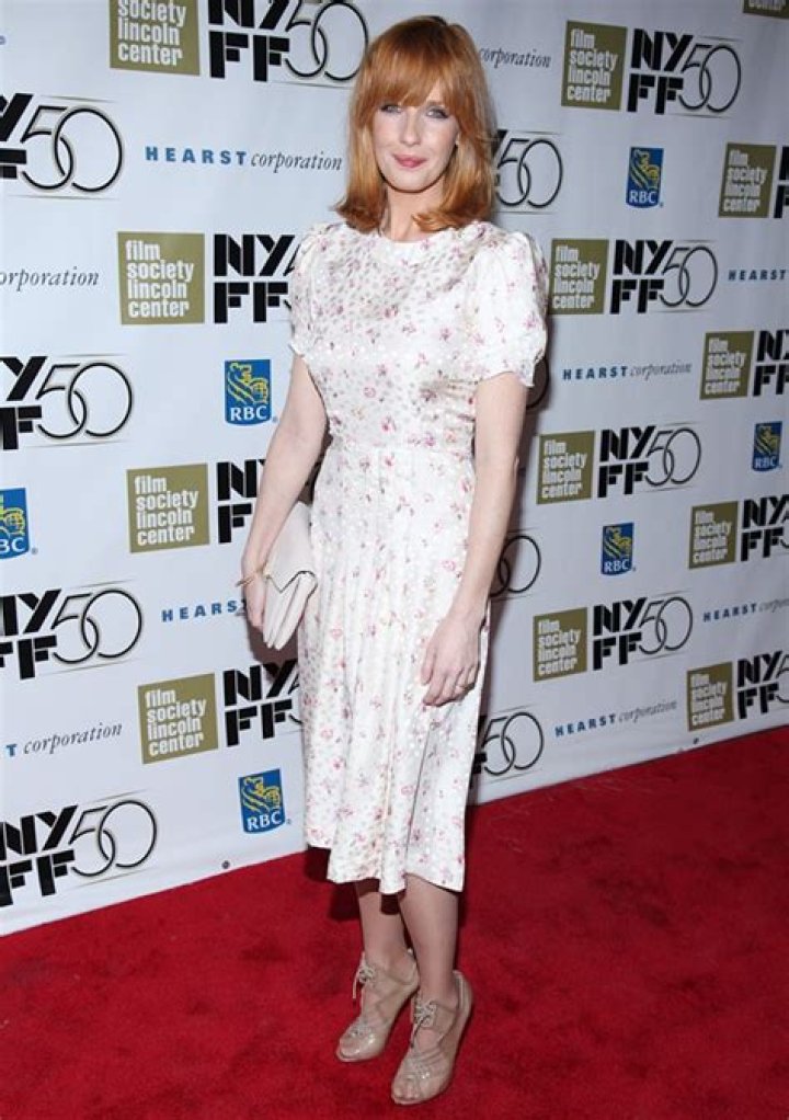 
Maeve Reilly Height, Weight, Net Worth, Age, Birthday, Wikipedia, Who, Nationality, Biography 