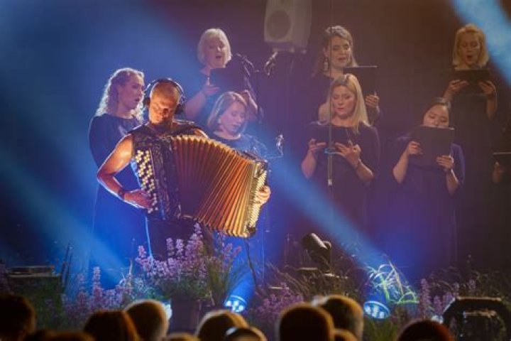 Mana Biography, Age, Height, Wife, Net Worth, Family