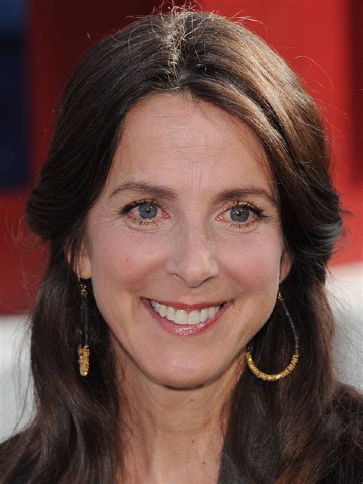 Martha Quinn (TV Show Host) - Age, Birthday, Bio, Facts, Family, Net Worth, Height & More