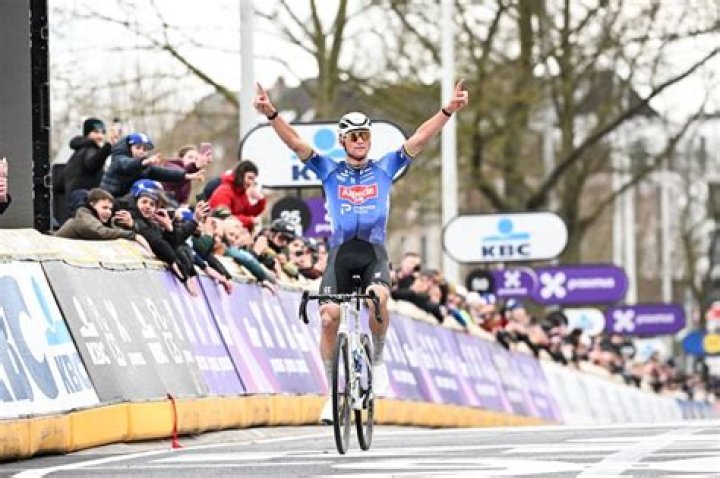 Mathieu van der Poel Biography, Age, Height, Wife, Net Worth, Family