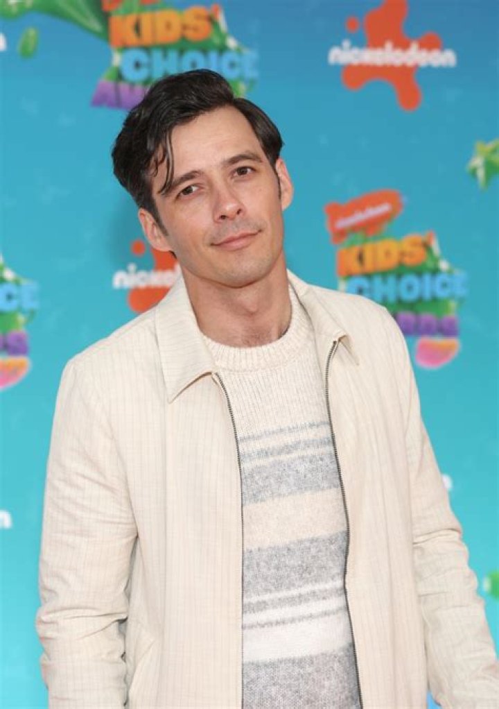 Matthew Underwood (TV Actor) - Age, Birthday, Bio, Facts, Family, Net Worth, Height & More