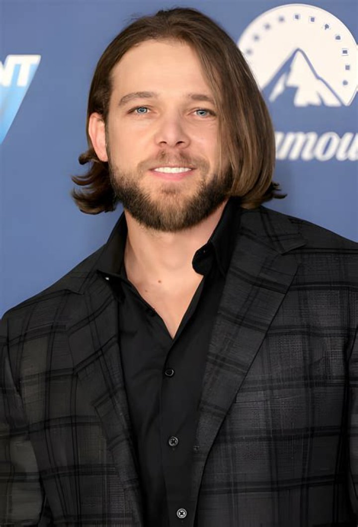 Max Thieriot (TV Actor) - Age, Birthday, Bio, Facts, Family, Net Worth, Height & More